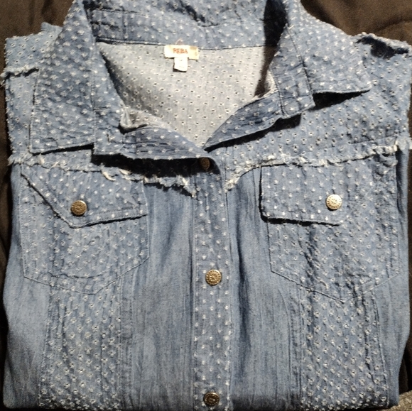 Reba McEntire collectible collection - Picture 5 of 8